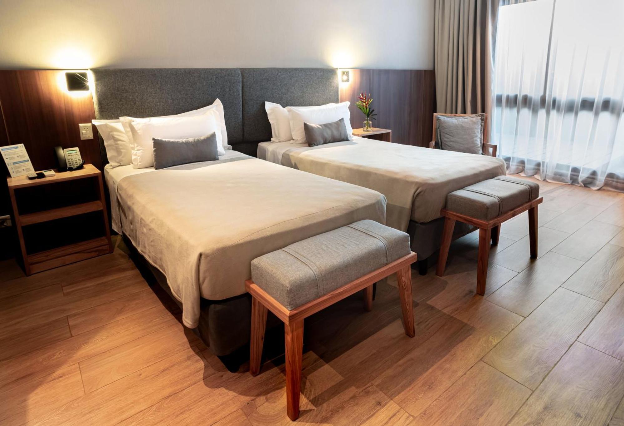 Hotel Saint George Puerto Iguazú Kültér fotó