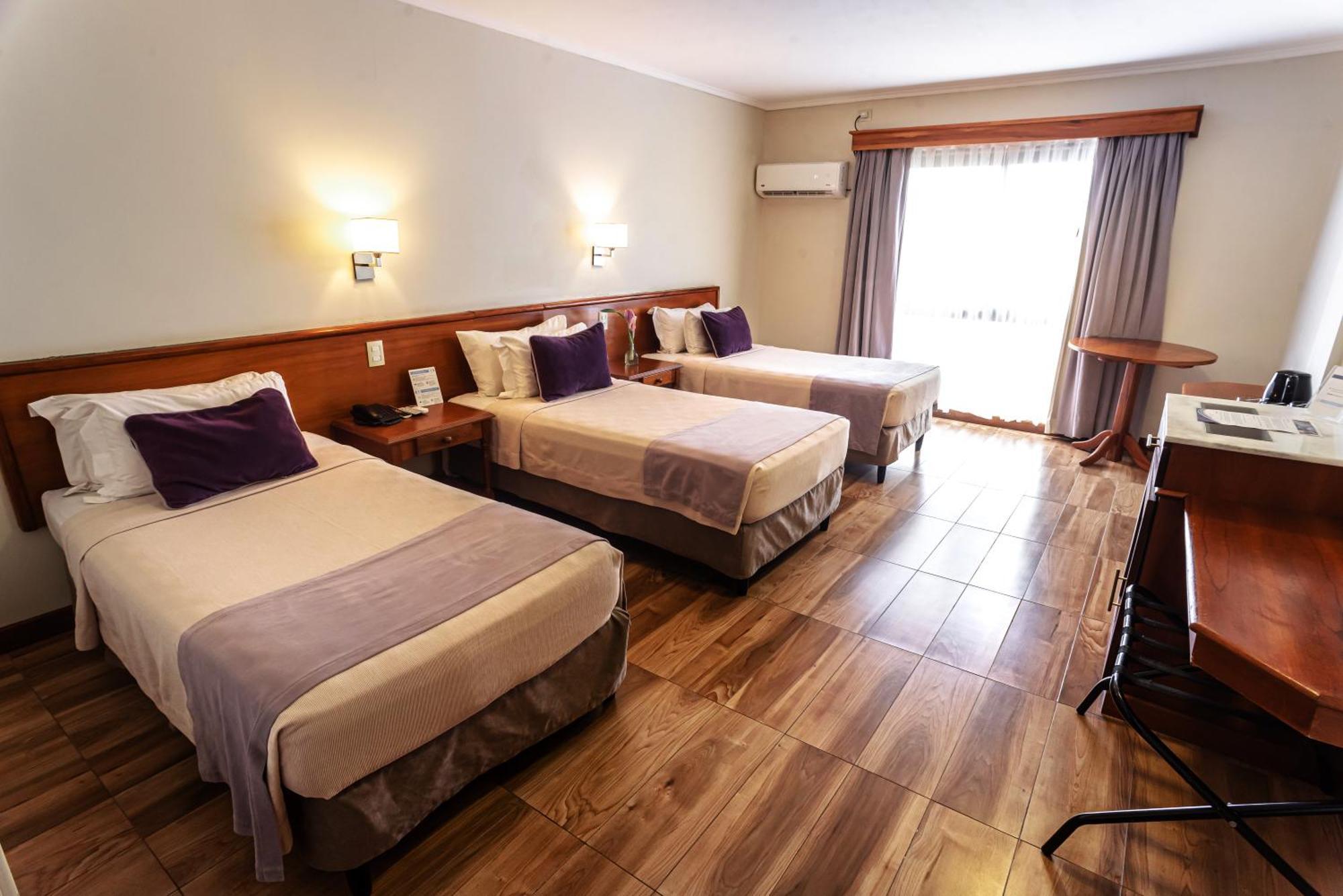 Hotel Saint George Puerto Iguazú Kültér fotó