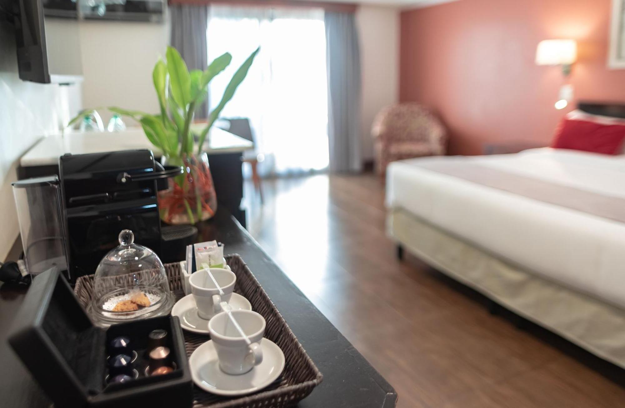 Hotel Saint George Puerto Iguazú Kültér fotó