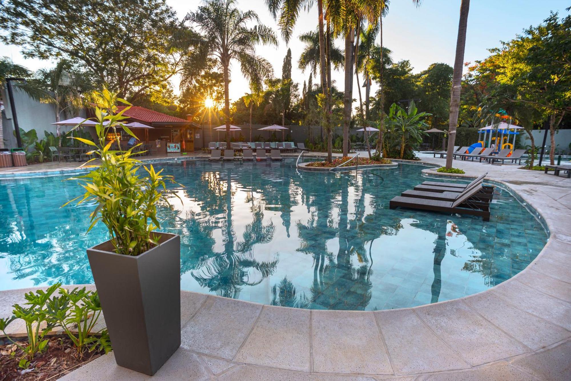 Hotel Saint George Puerto Iguazú Kültér fotó